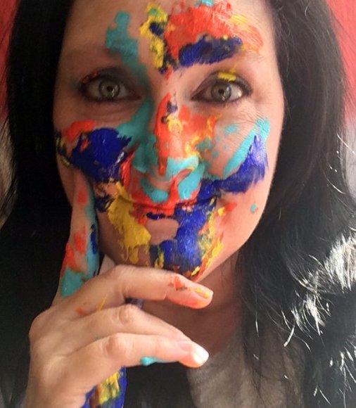 IMAGE_6_KimBioPicEndOfBlog